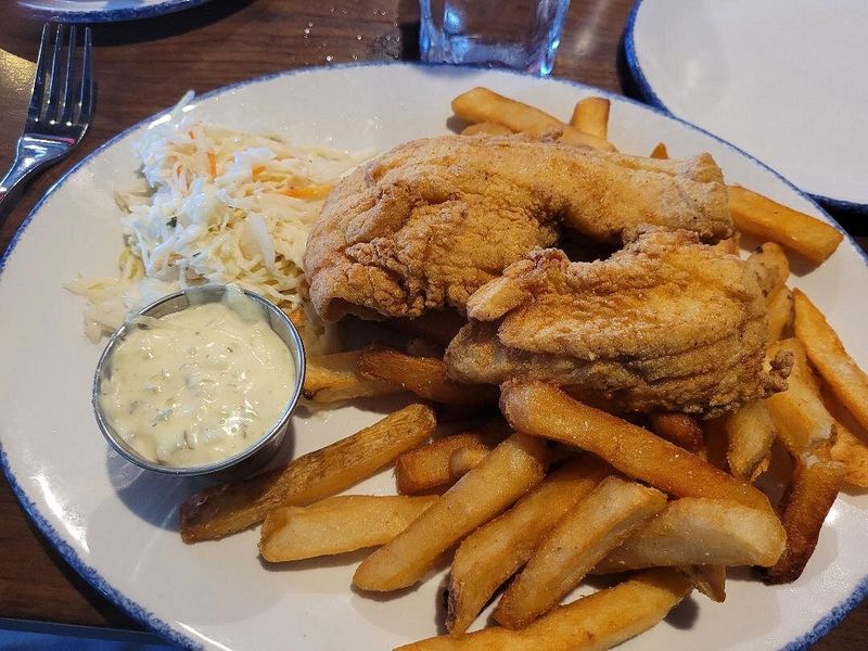 Legal Sea Foods (Counter & Restaurants)