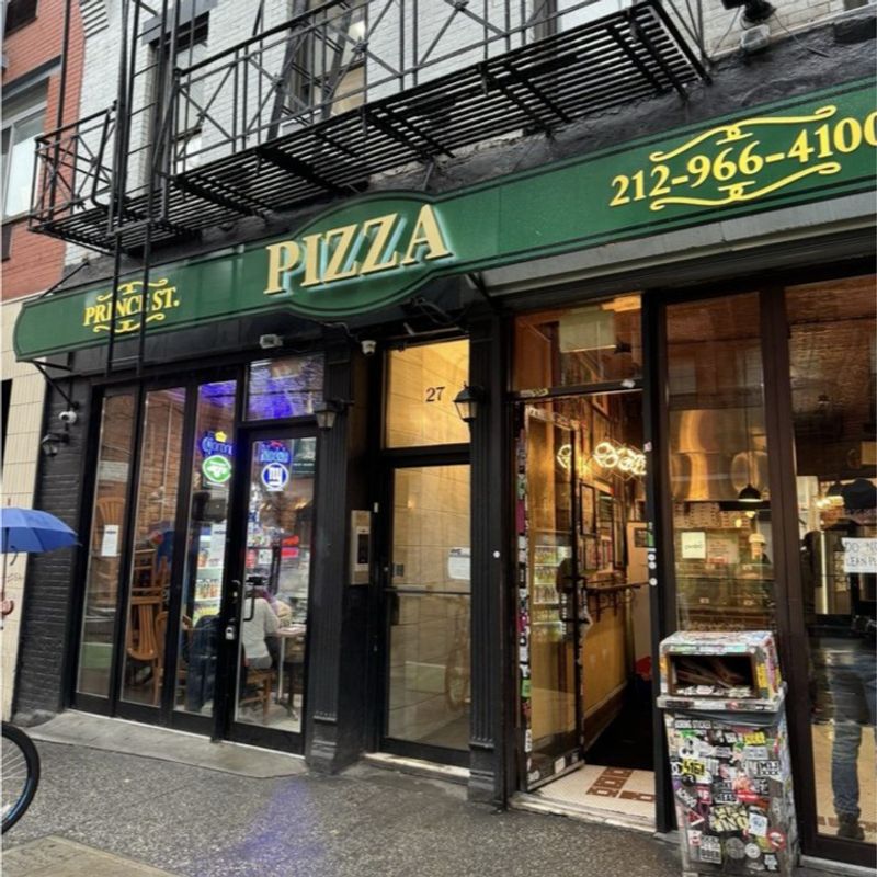 Prince Street Pizza - New York