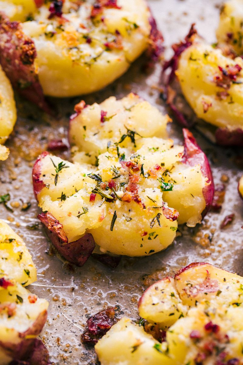 Smashed Potatoes With Garlic Butter