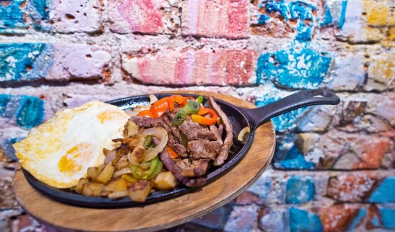 Las Delicias: Denver's Multi-Generation Mainstay