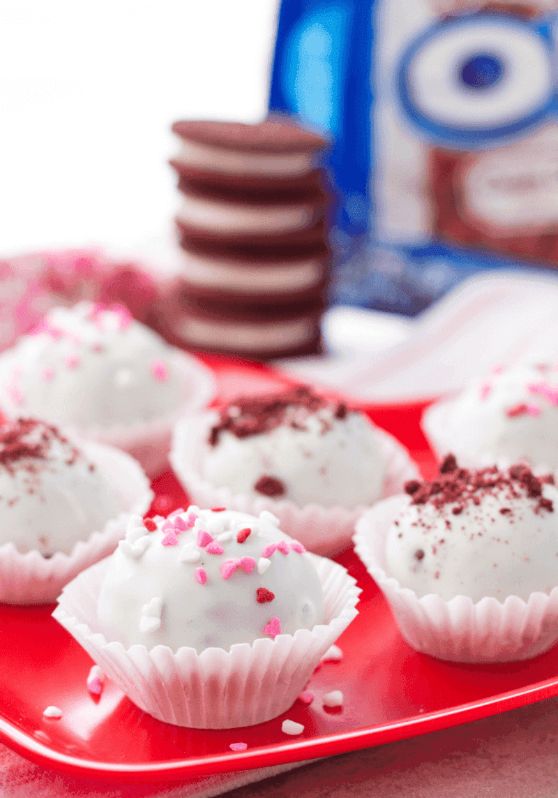 Red Velvet Oreo Truffles