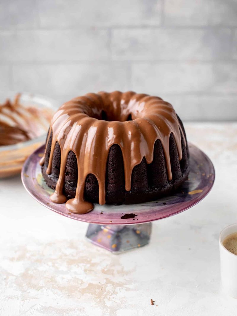 Bundt Cake with Perfect Glaze Drip