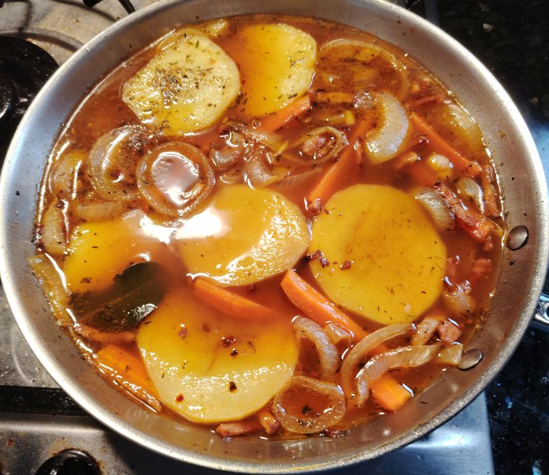 Tatws Pum Munud (Five-Minute Potatoes)