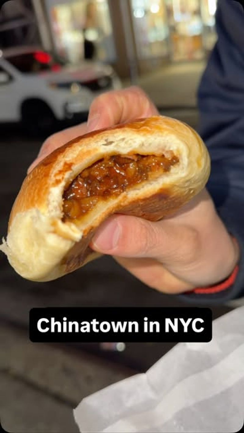 Canal Street Roast Pork Bunwich