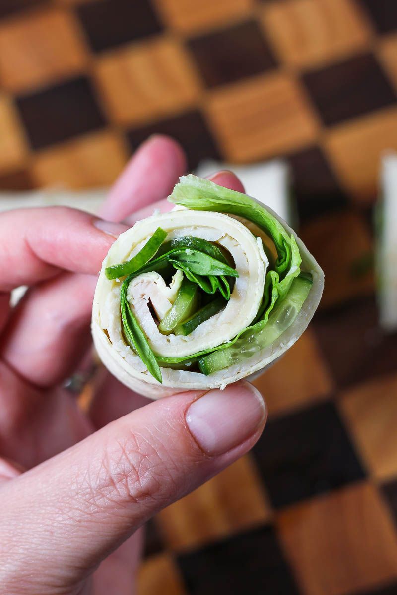 Turkey and cheese roll-ups with mustard