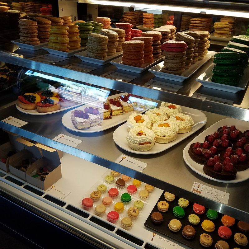 Essence Bakery Café (Arizona)