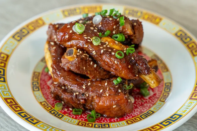 Vietnamese-Style Caramel Ribs