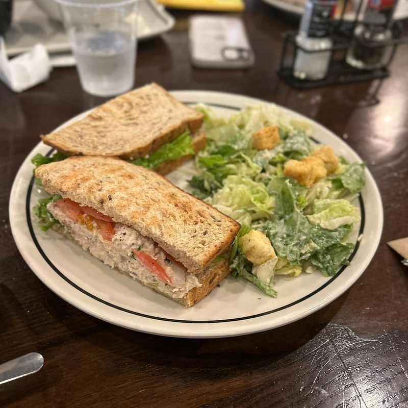 Corner Bakery Cafe