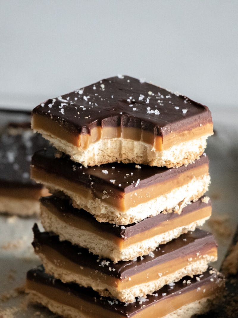 Caramel Shortbread Bars