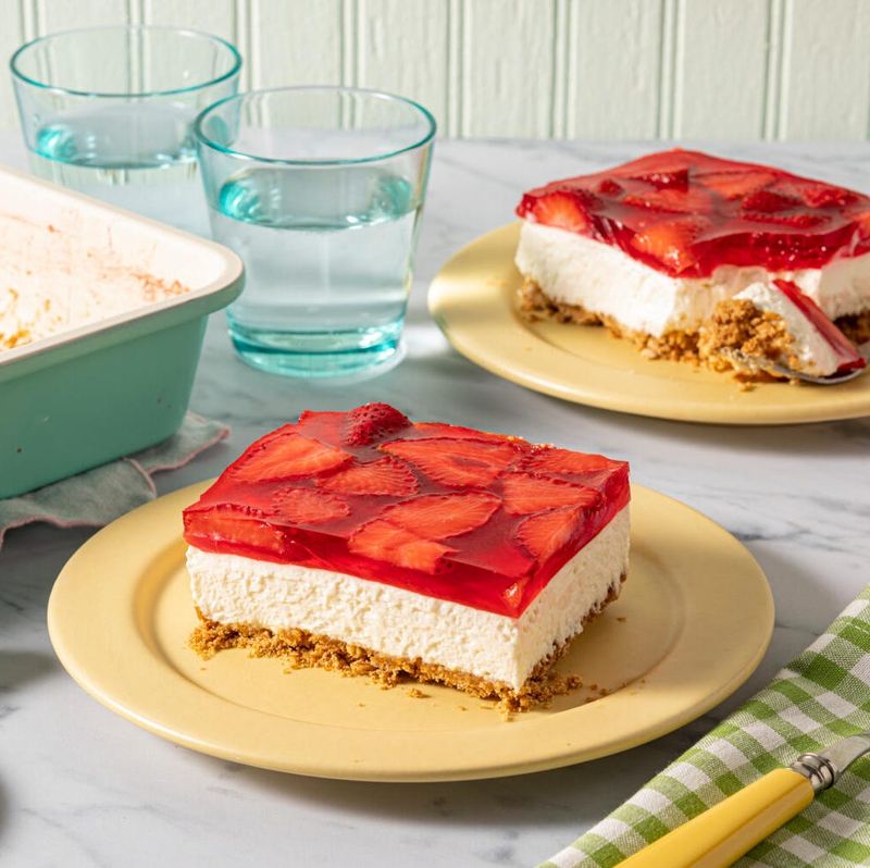 Strawberry Pretzel Salad