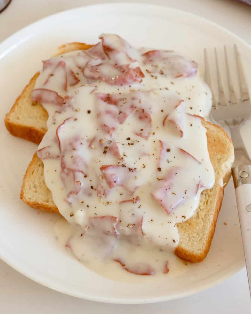 Creamed Chipped Beef on Toast (SOS)