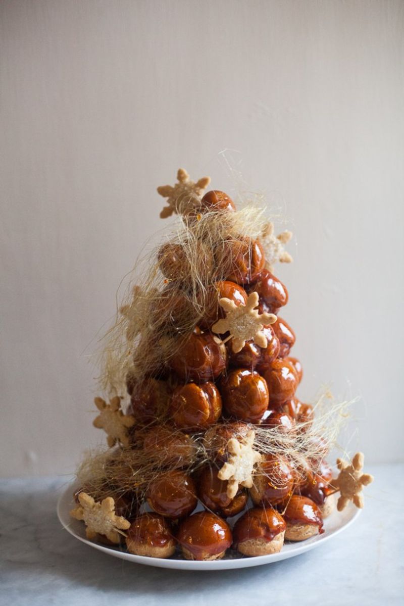 Croquembouche