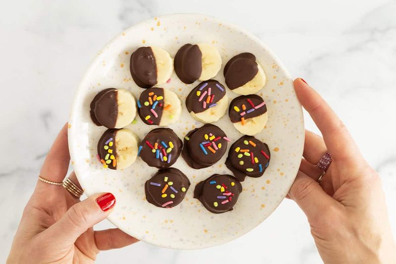 Chocolate-dipped banana bites