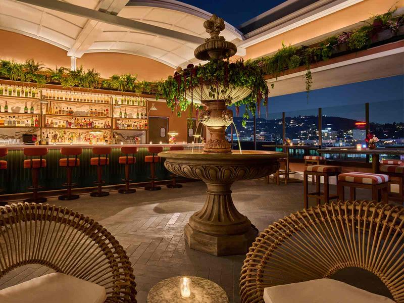 Flora Rooftop Bar & Restaurant: South Bay's Botanical Hideaway
