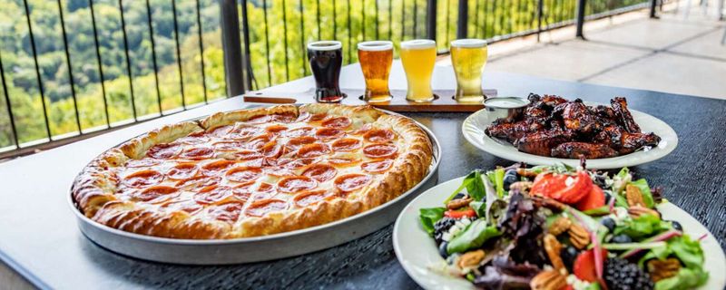 Skybar Gourmet Pizza — Eureka Springs