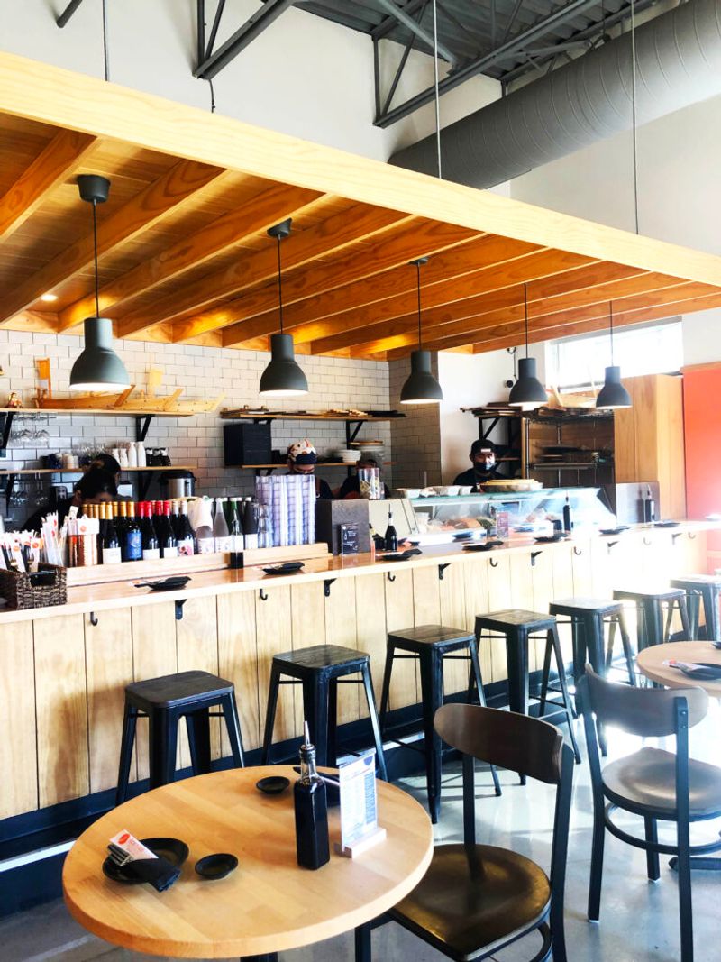 Rice n Roll Bistro - Wisconsin