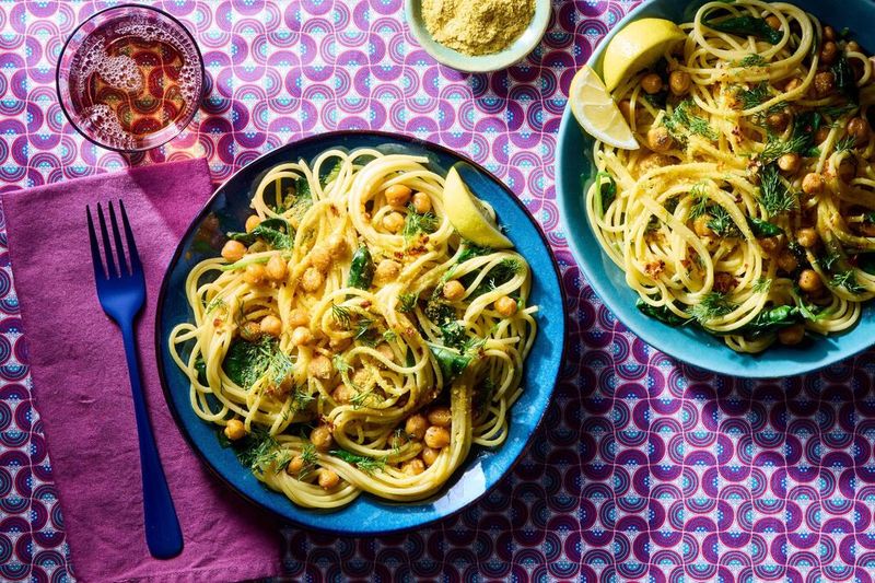 Spaghetti with Chickpeas and Chili Oil