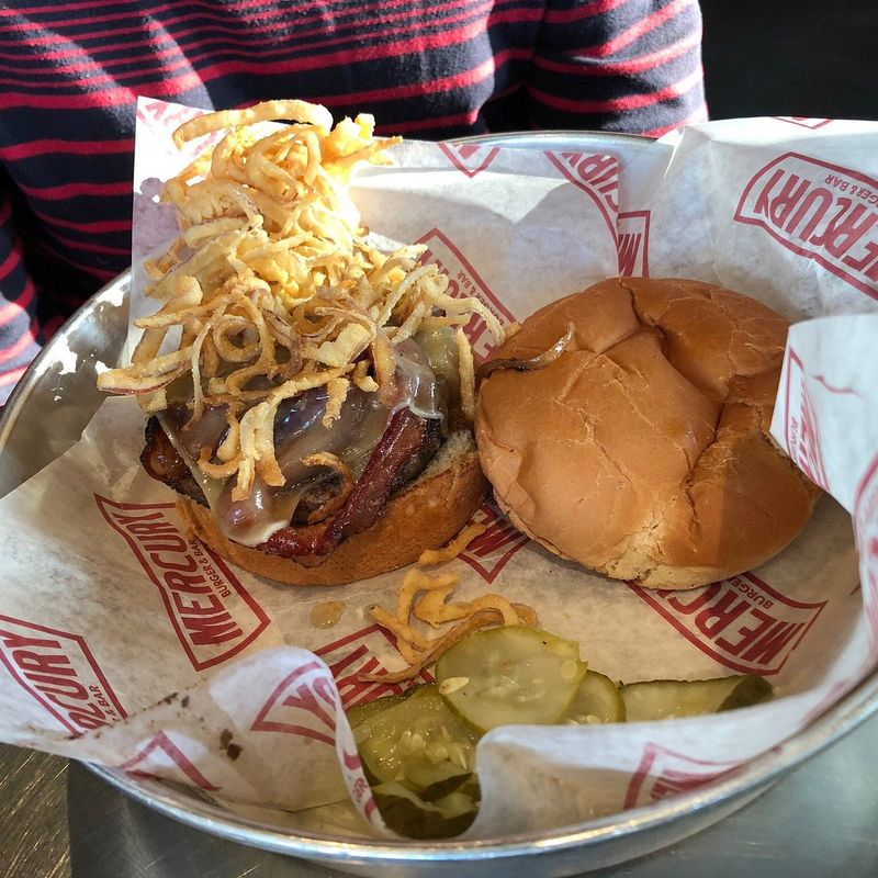 Mercury Burger Bar (Michigan)