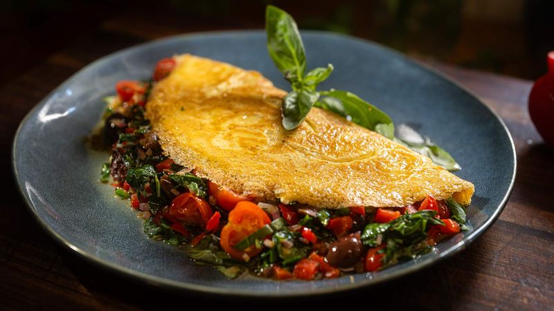 Veggie Omelet With a Side Salad