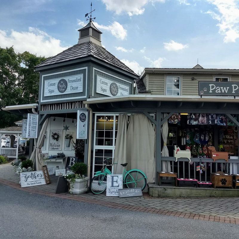 Kitchen Kettle Village Bake Shop (Intercourse)