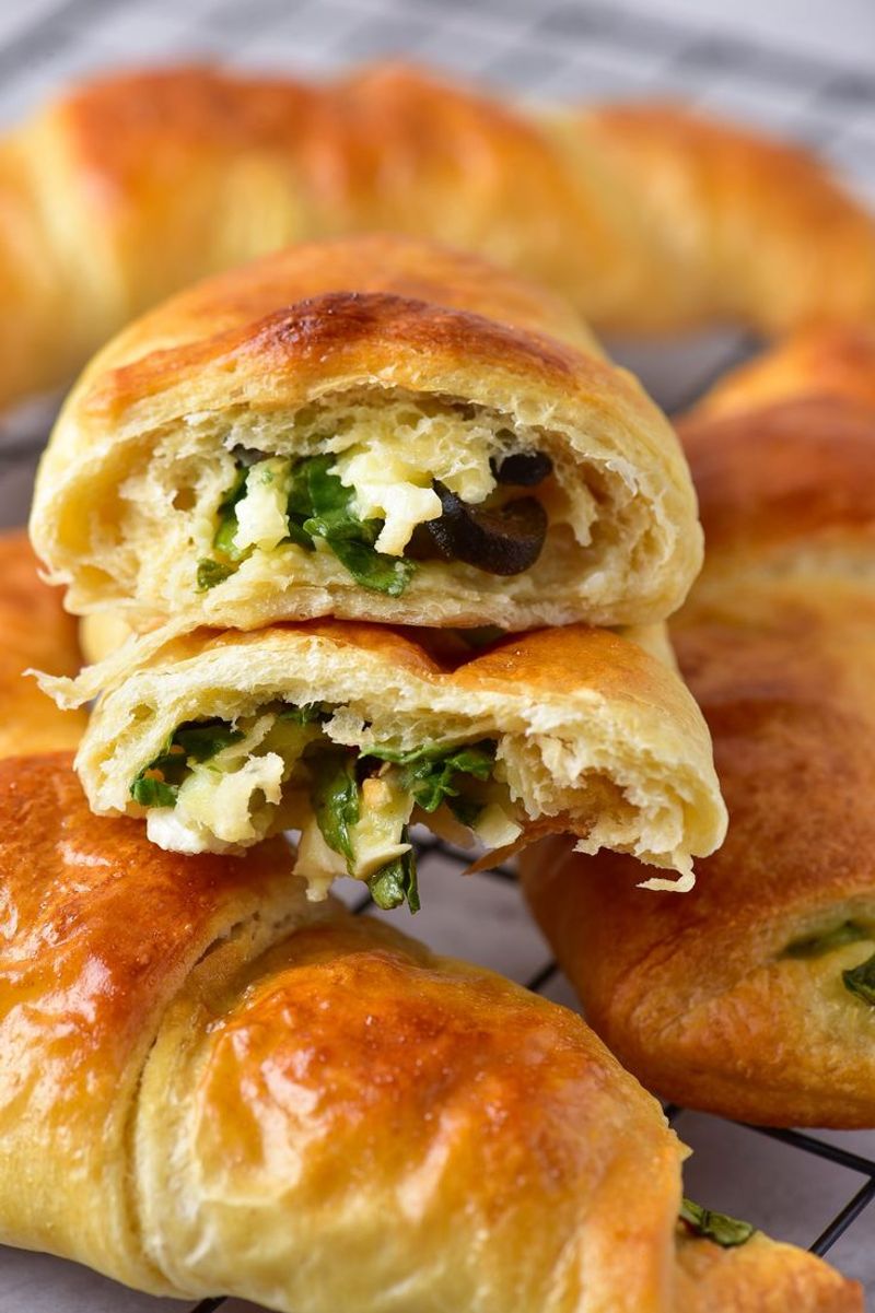 Spinach and Feta Crescent Pockets