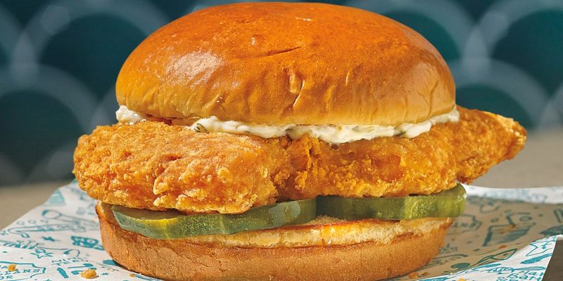 Popeyes – Cajun-Spiced Flounder Sandwich