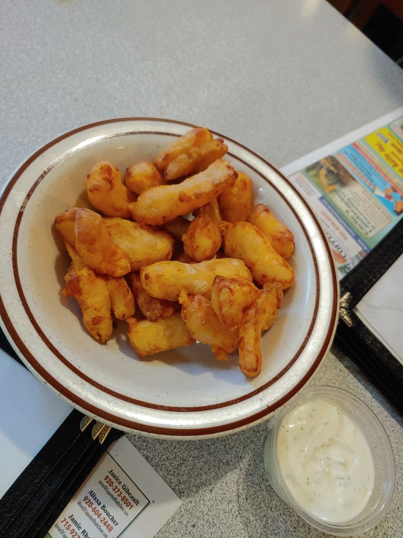 Brothers Three – Oconto