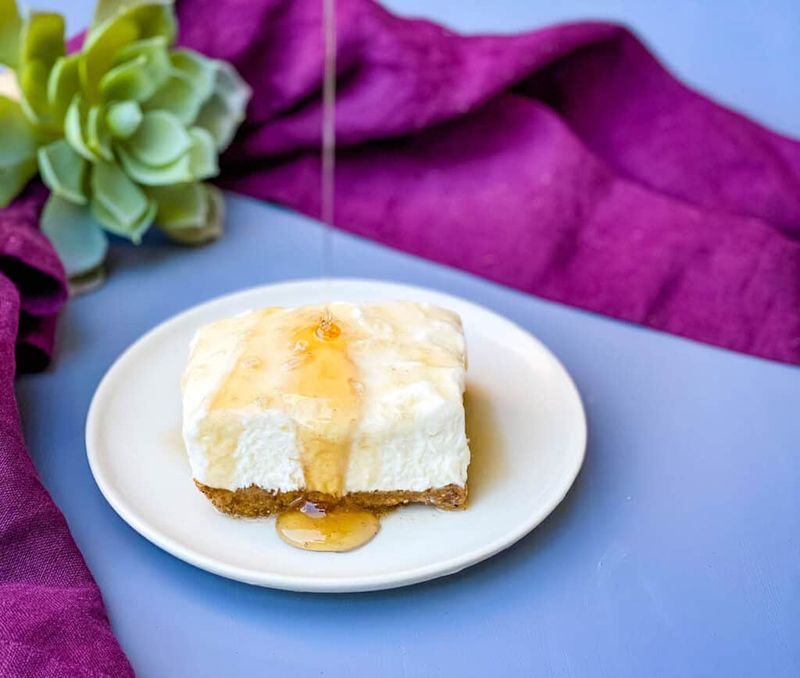 Saltine Crust Cheesecake Bars