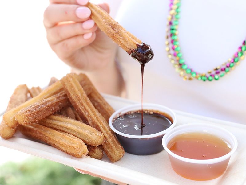 Islands Snack: Churro With Chocolate Dip