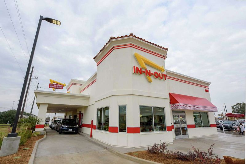 Whataburger vs. In-N-Out