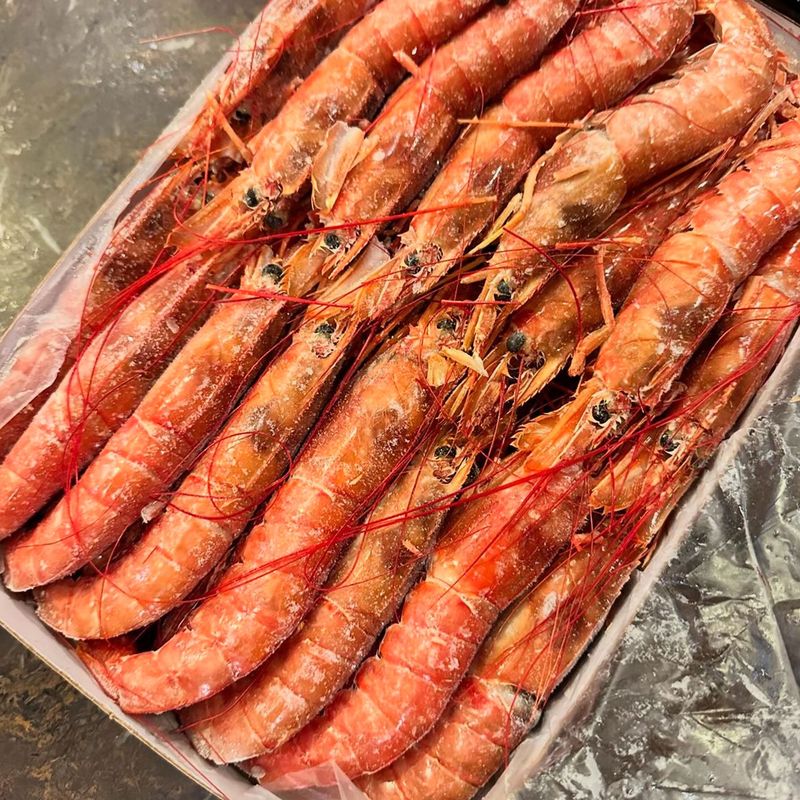 Head-On Argentine Red Shrimp, Wild-Caught