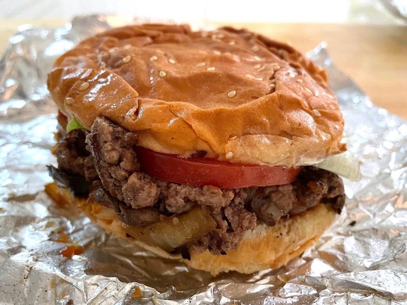 Five Guys Bacon Cheeseburger (All The Way)