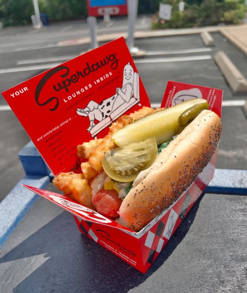 Illinois — Superdawg Chicago Dog (Chicago)
