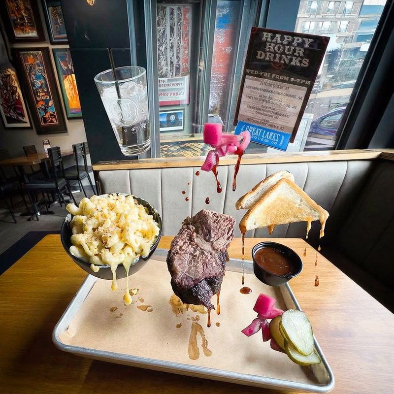 Black Dog Smoke & Ale House - Champaign