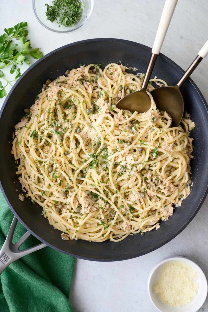 Tuna Garlic Pasta