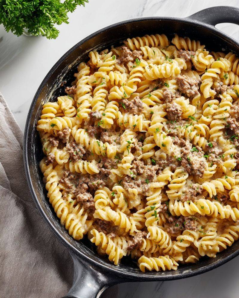 One-Pot Rotini With Ground Beef