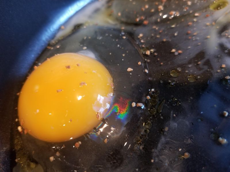 Iridescent sheen on whites