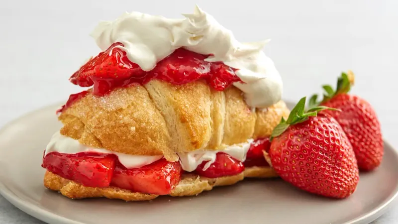 Crescent Roll Strawberry Shortcake Bites