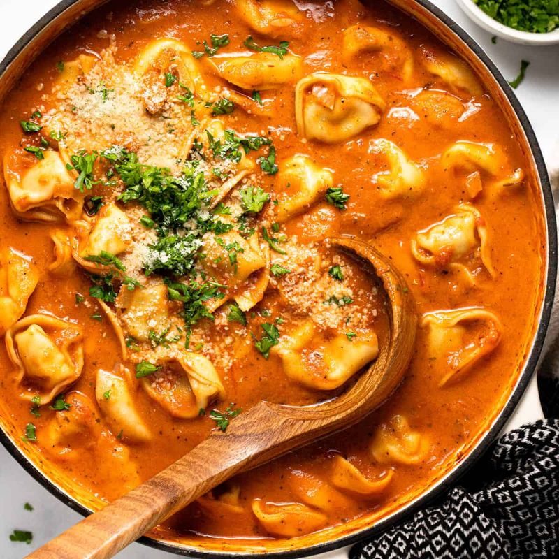 Creamy Tomato Tortellini Soup