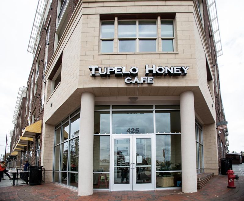 Tupelo Honey (Raleigh)