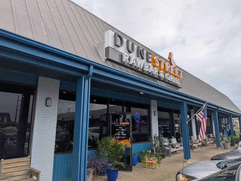 Dune Street Rawbar & Grill