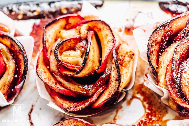 Cinnamon Roll Rose Muffins