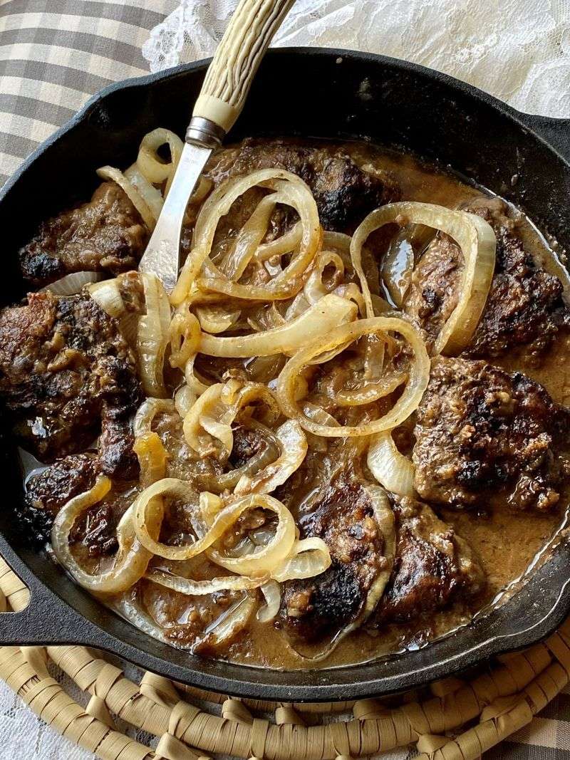 Smothered Beef and Onions
