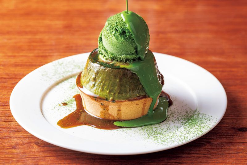 Matcha Desserts and Drinks