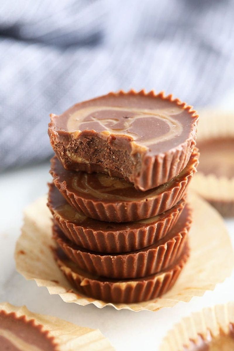 Peanut Butter Chocolate Fat Bombs