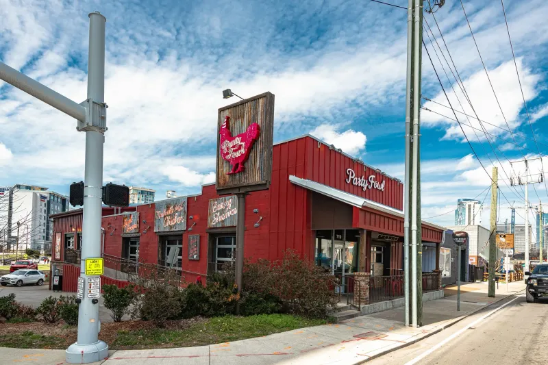 Party Fowl – Where Hot Chicken Gets Fancy