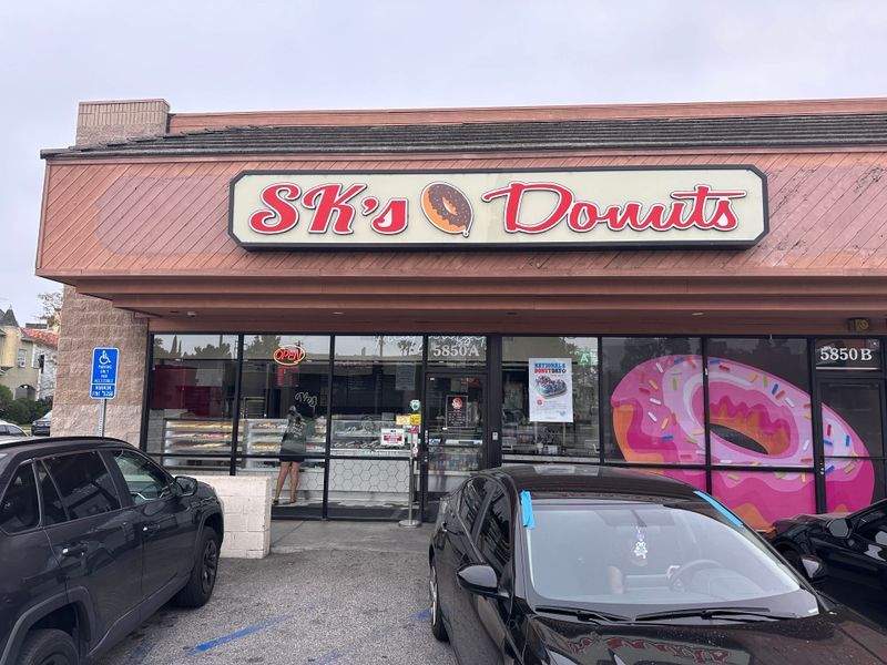 SK Donuts & Croissant Los Angeles