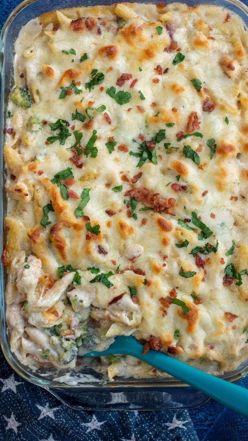 Chicken Alfredo Bake
