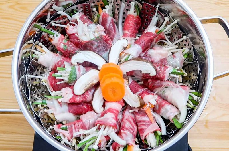 Chadolbaegi (very thin brisket)