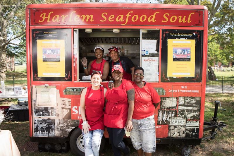 Harlem Seafood Soul Truck: Street Food Excellence